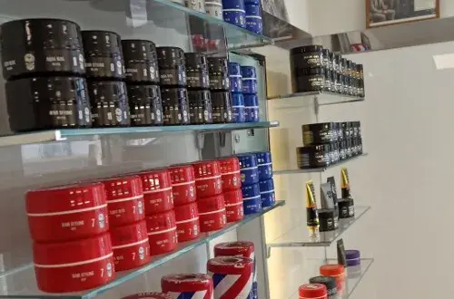 Coiffeur Et Barbier