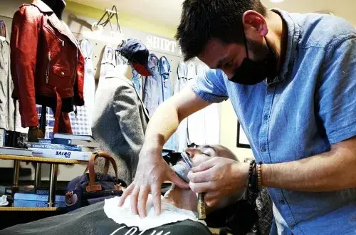 Le Coiffeur Barbier Savoyard