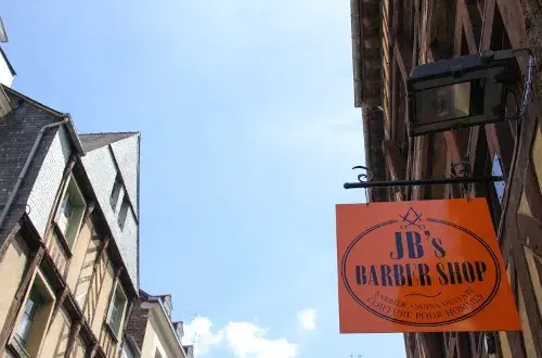 JB'S BARBER SHOP