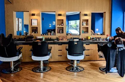 Les Maîtres Barbiers Perruquiers  Barbier Coiffeur Hommes